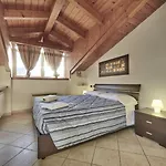 Twins Attic In The Center Apartment